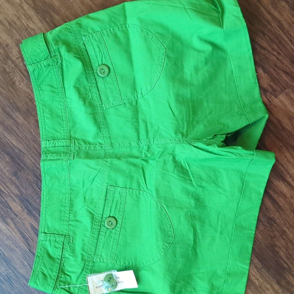 Tailor B. Moss Vibrant Green Women's Cargo Shorts Size 14 - Picture 5 of 6